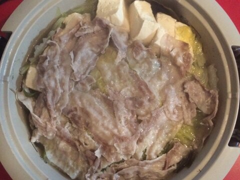 豚バラ肉の蒸し鍋